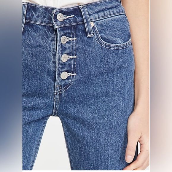 Levi’s Premium Wedgie Straight Jeans - Picture 2 of 11